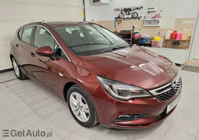 OPEL Astra 1.4 Turbo Business