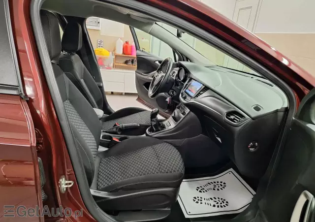 OPEL Astra 1.4 Turbo Business