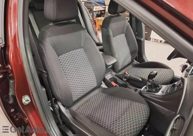 OPEL Astra 1.4 Turbo Business