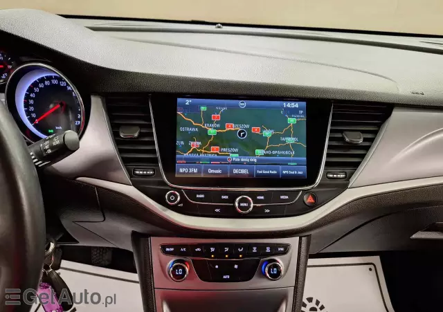 OPEL Astra 1.4 Turbo Business