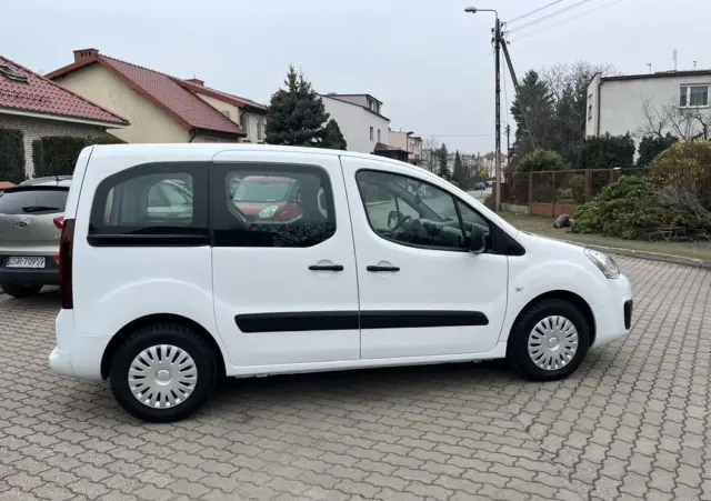 CITROËN Berlingo Multispace BlueHDi 100 FEEL