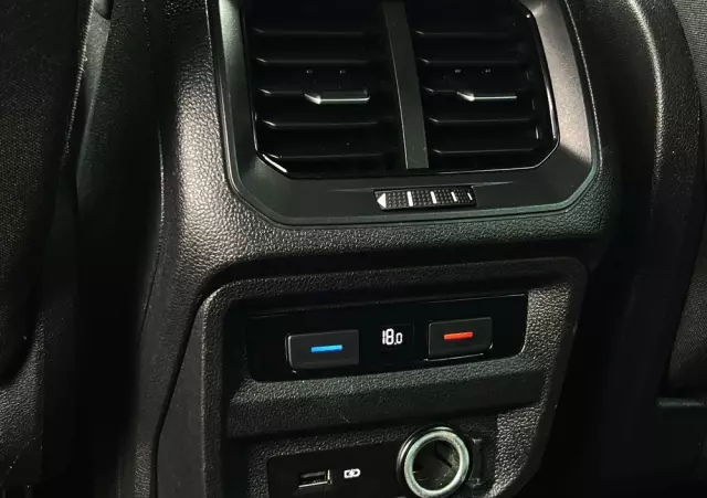 VOLKSWAGEN Tiguan 2.0 TDI SCR DSG IQ.DRIVE