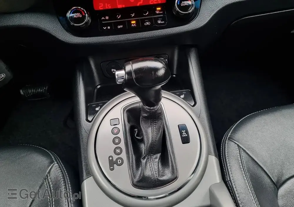 KIA Sportage 2.0 CRDI 4WD Automatik Vision