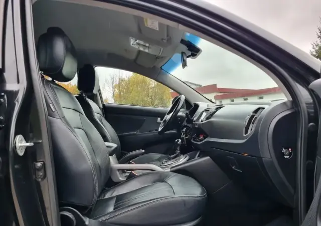 KIA Sportage 2.0 CRDI 4WD Automatik Vision