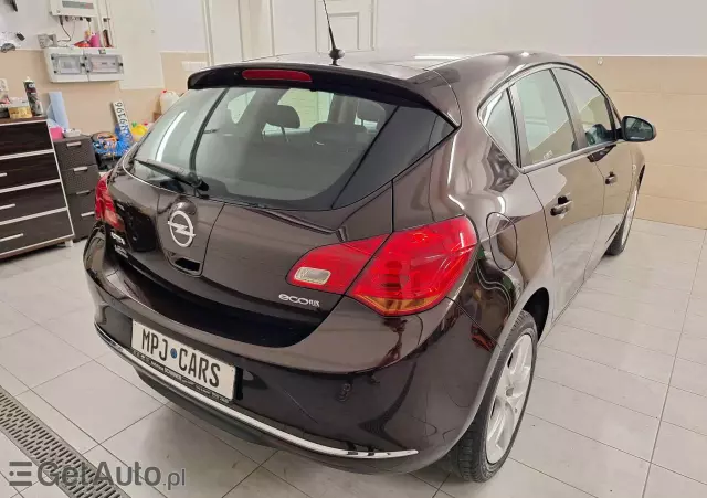 OPEL Astra IV 1.4 T Active EU6