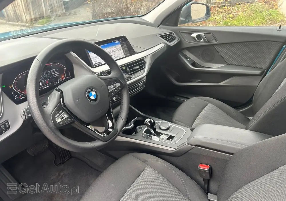 BMW Seria 1 118i Advantage