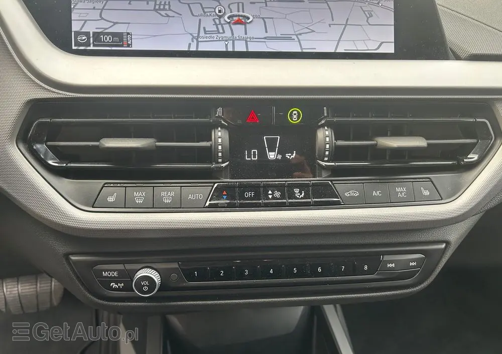 BMW Seria 1 118i Advantage