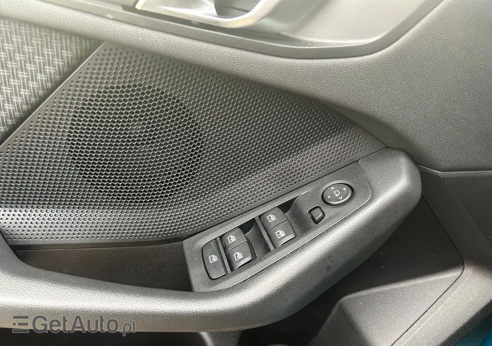 BMW Seria 1 118i Advantage