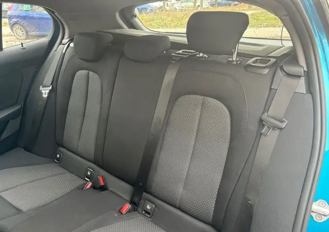 BMW Seria 1 118i Advantage