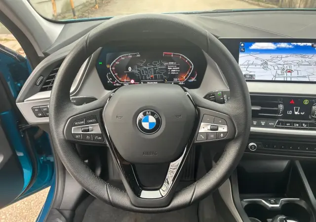 BMW Seria 1 118i Advantage