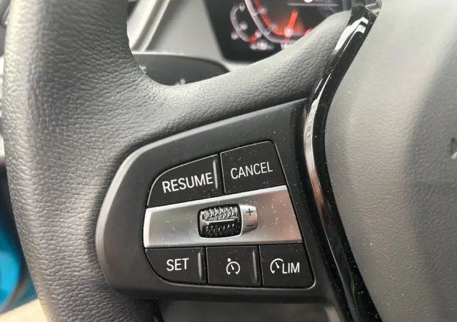 BMW Seria 1 118i Advantage