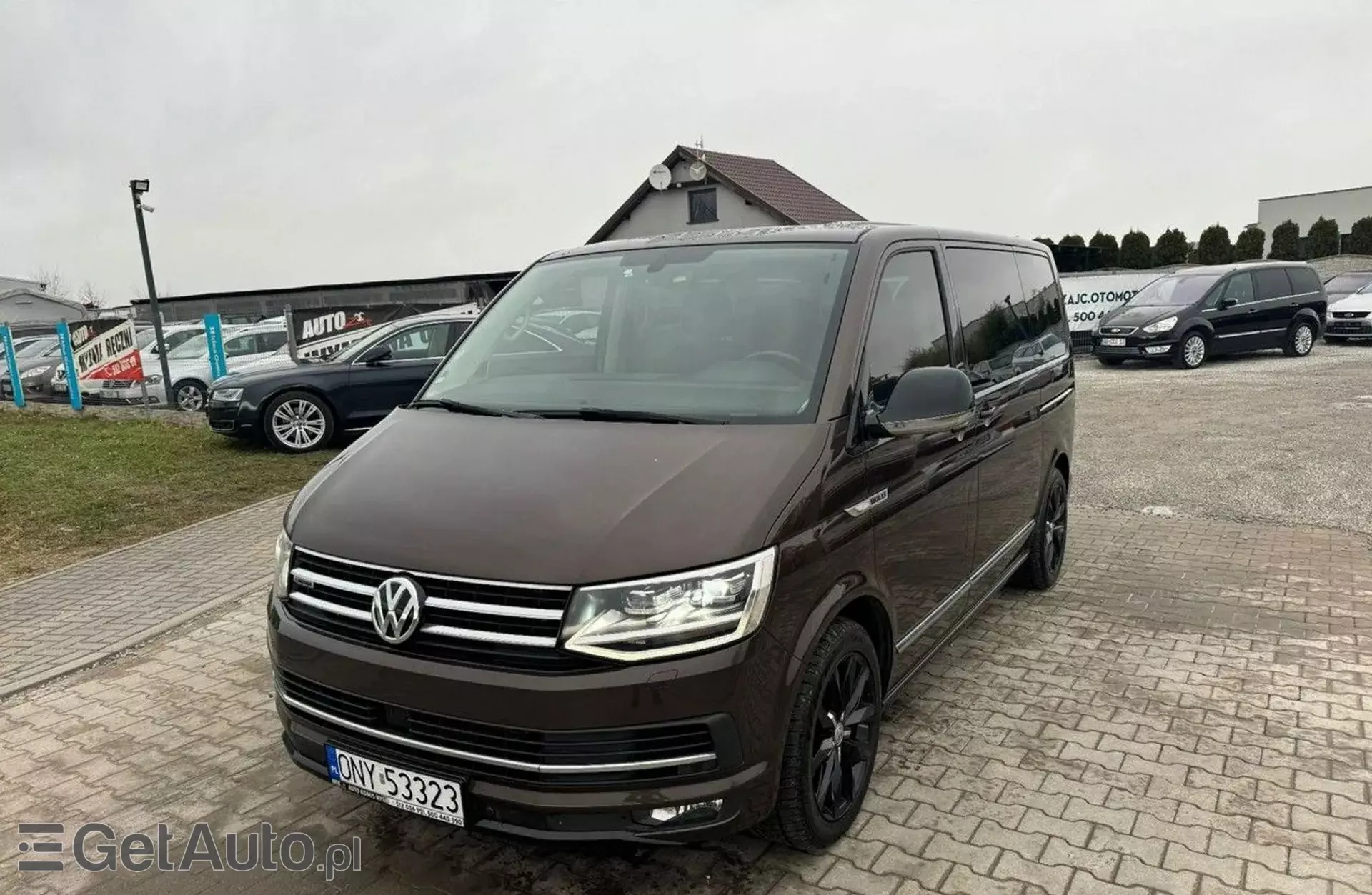 VOLKSWAGEN Multivan 
