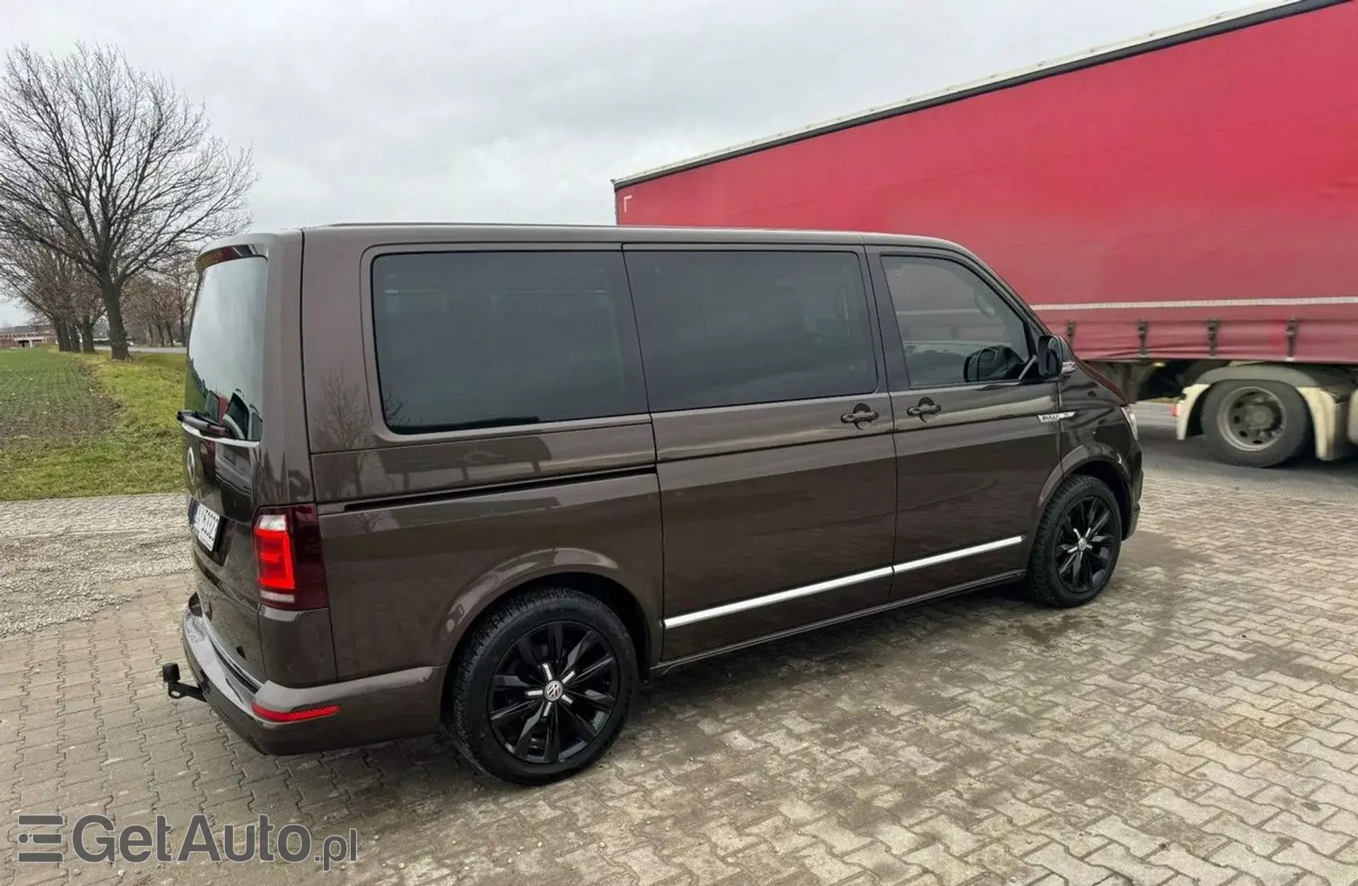 VOLKSWAGEN Multivan 