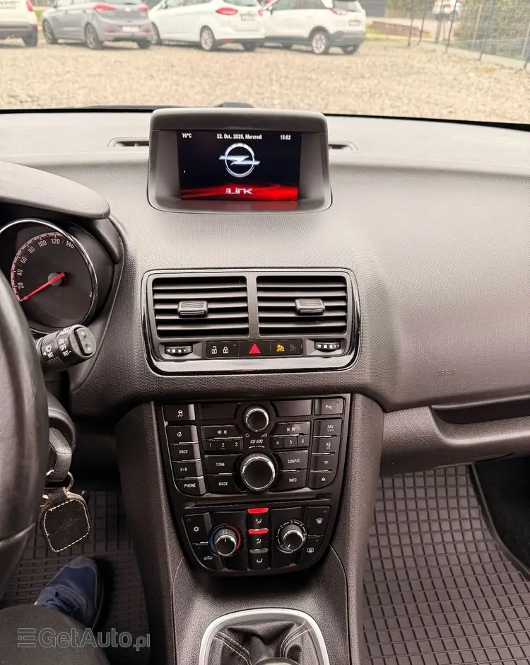 OPEL Meriva 1.4 Design Edition