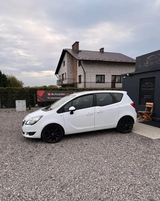 OPEL Meriva 1.4 Design Edition