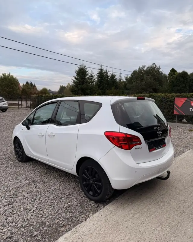 OPEL Meriva 1.4 Design Edition