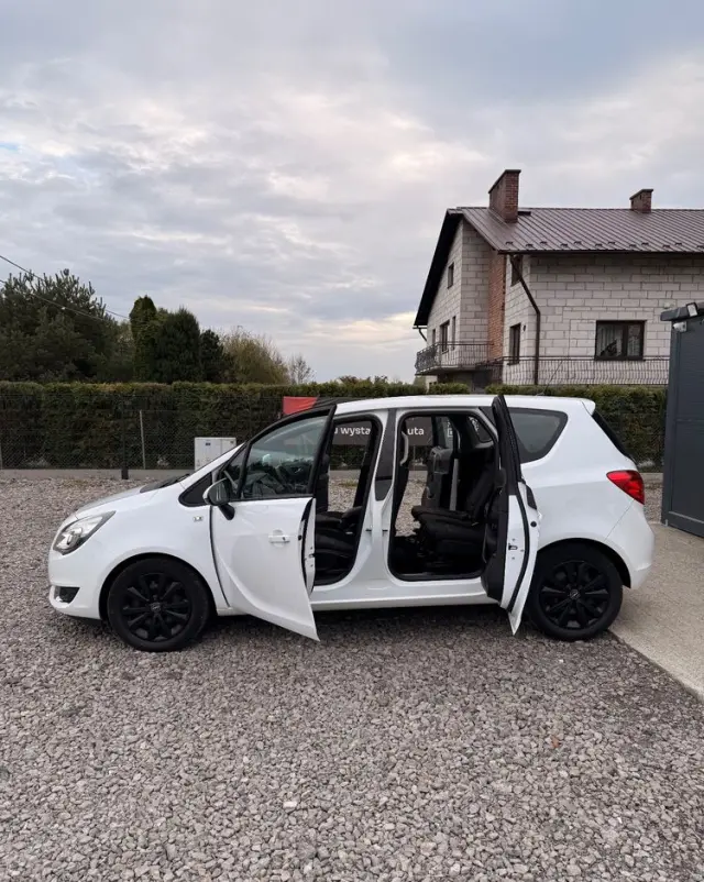 OPEL Meriva 1.4 Design Edition