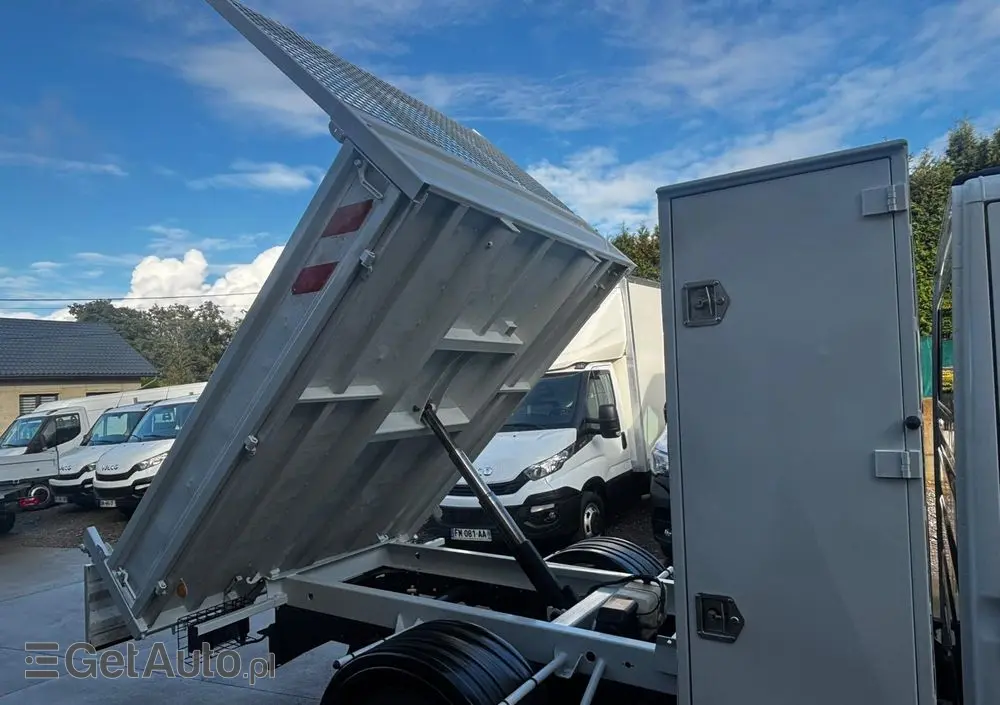 IVECO Daily Doka Dubelkabina 7 osób z wywrotką 