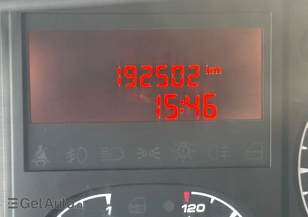 IVECO Daily Doka Dubelkabina 7 osób z wywrotką 