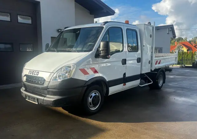 IVECO Daily Doka Dubelkabina 7 osób z wywrotką 