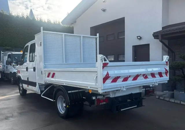 IVECO Daily Doka Dubelkabina 7 osób z wywrotką 