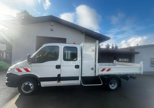 IVECO Daily Doka Dubelkabina 7 osób z wywrotką 
