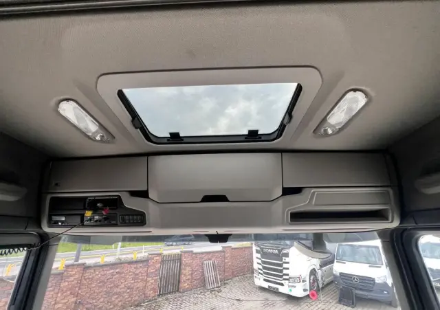 SCANIA R540 full ADR z Niemiec Ledy nawigacja pełna historia kontrakt Scania 