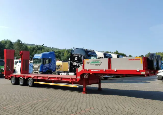 BODEX JANMIL Burtówka Laweta Niskopodłogowa Podczołgówka 3-Osie 