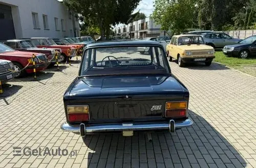 FIAT 124 