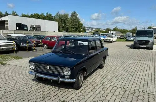 FIAT 124 