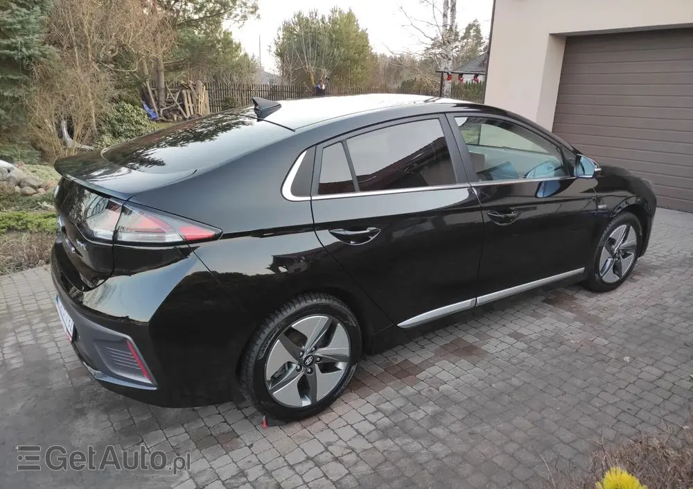 HYUNDAI IONIQ 1.6 GDI Premium