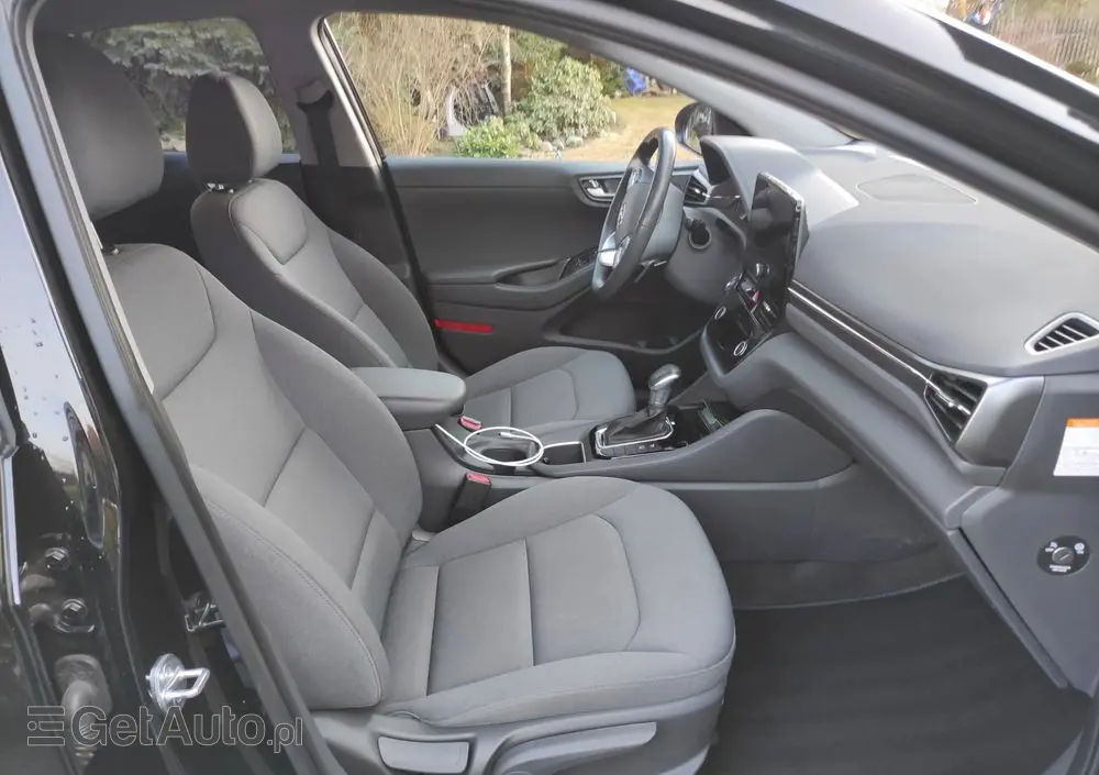 HYUNDAI IONIQ 1.6 GDI Premium