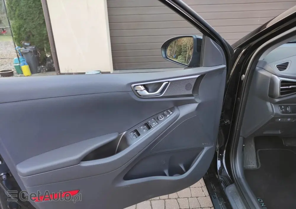 HYUNDAI IONIQ 1.6 GDI Premium