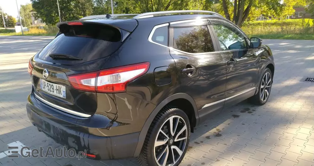 NISSAN Qashqai 1.6 dCi Xtronic TEKNA+