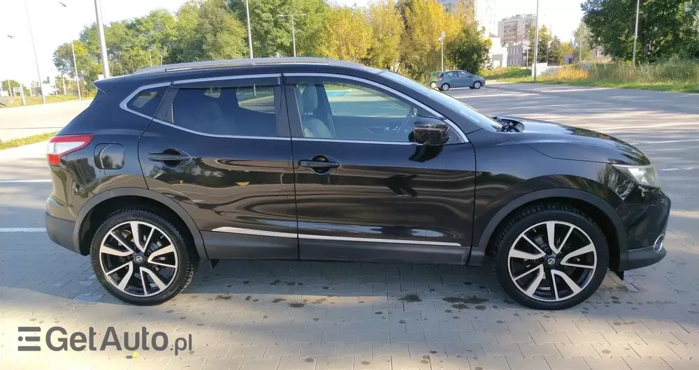 NISSAN Qashqai 1.6 dCi Xtronic TEKNA+