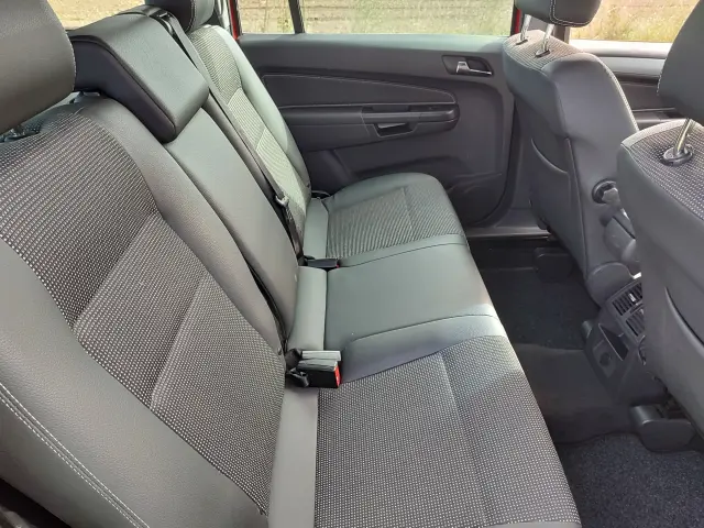 OPEL Zafira Cosmo Aut.