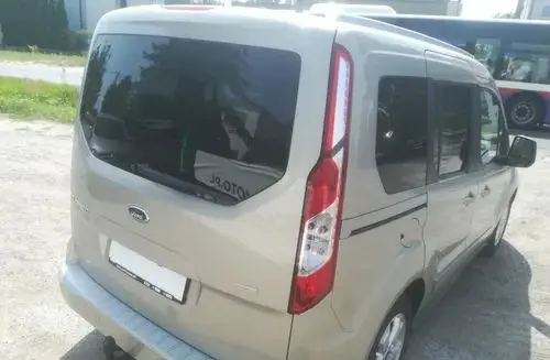 FORD Tourneo Connect 