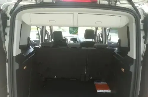 FORD Tourneo Connect 