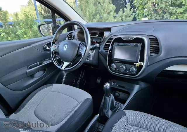 RENAULT Captur 