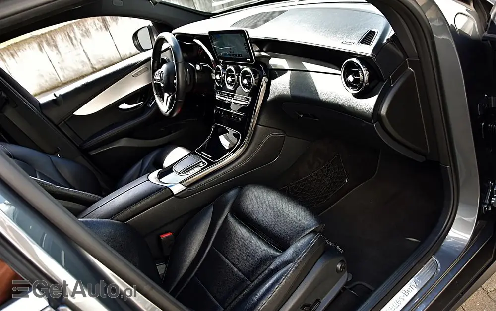 MERCEDES-BENZ GLC 200 4-Matic