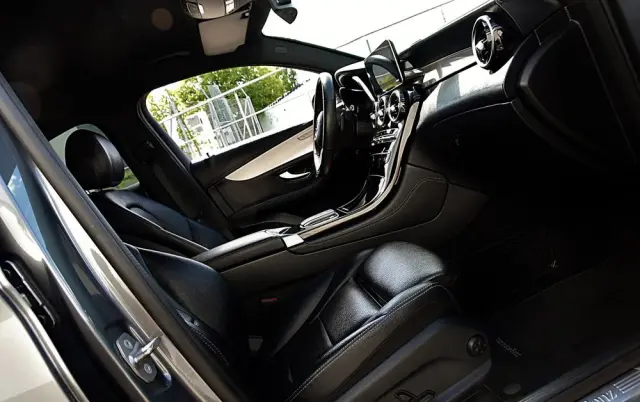 MERCEDES-BENZ GLC 200 4-Matic