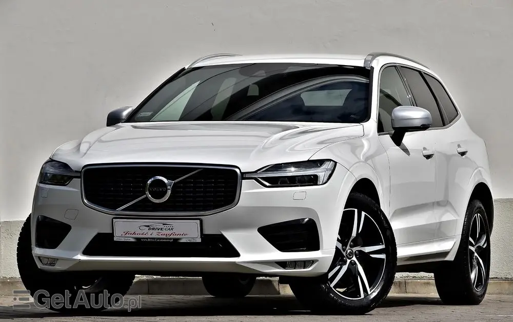 VOLVO XC 60 D4 R-Design