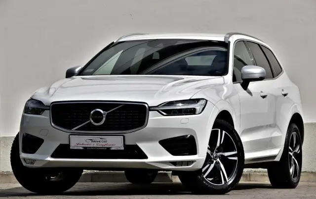 VOLVO XC 60 D4 R-Design