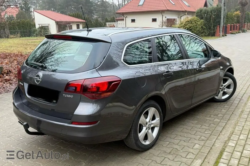 OPEL Astra 1.4 Turbo