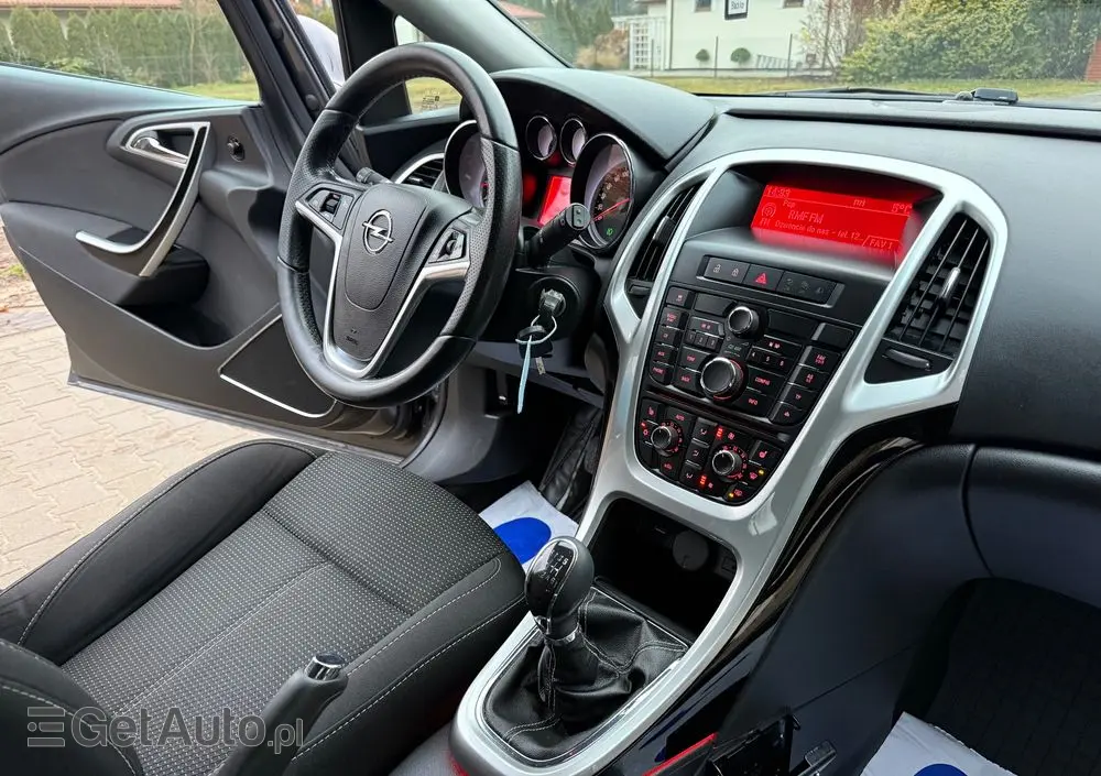 OPEL Astra 1.4 Turbo