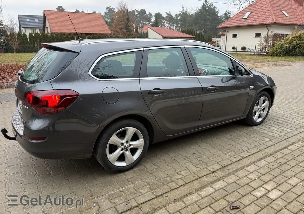 OPEL Astra 1.4 Turbo