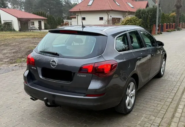 OPEL Astra 1.4 Turbo