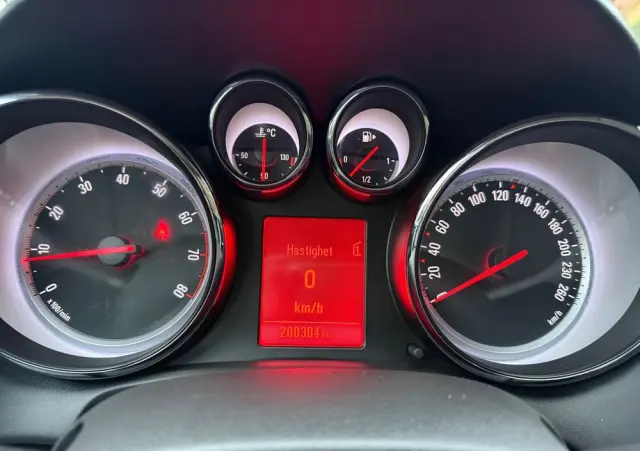 OPEL Astra 1.4 Turbo