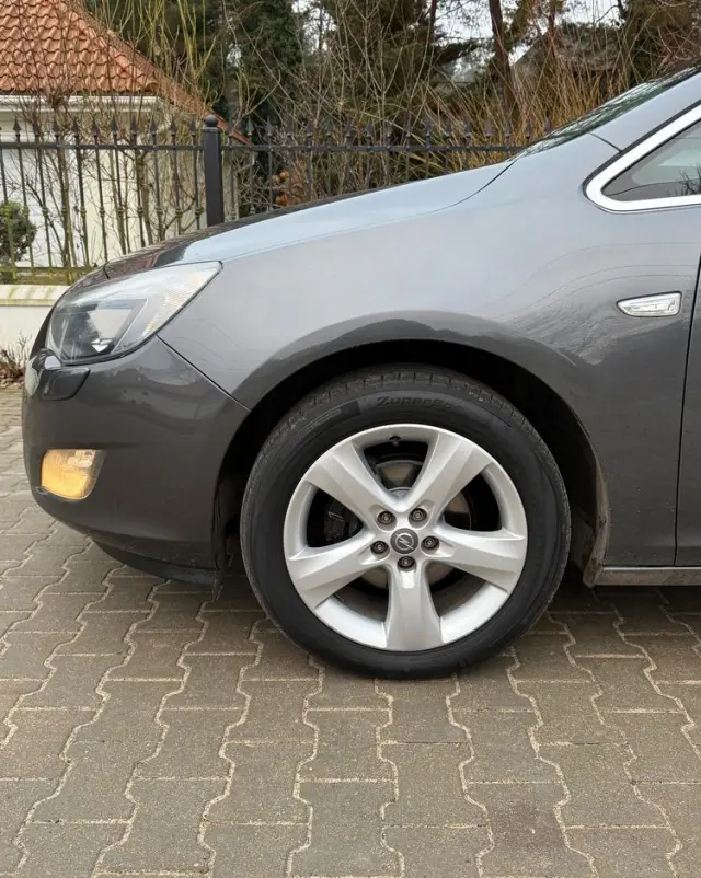 OPEL Astra 1.4 Turbo