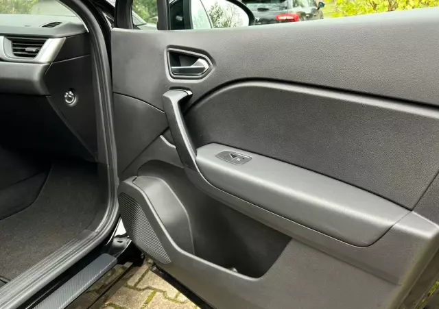 RENAULT Captur TCe 90 ZEN